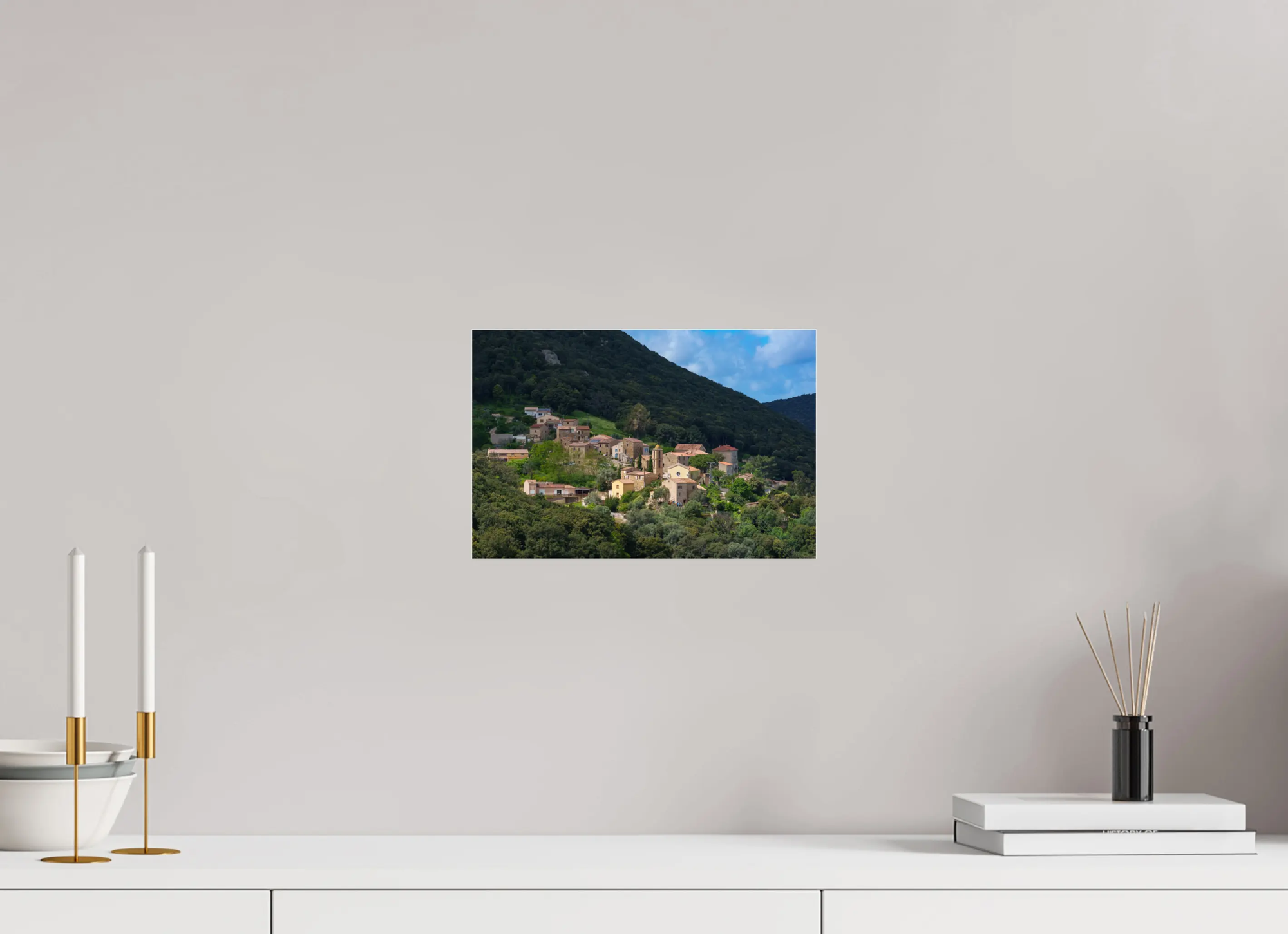 Photo d’Art de Villanova en Corse – Village de Montagne et Clocher en HD | Décoration Murale Authentique Ref.21 corsevision