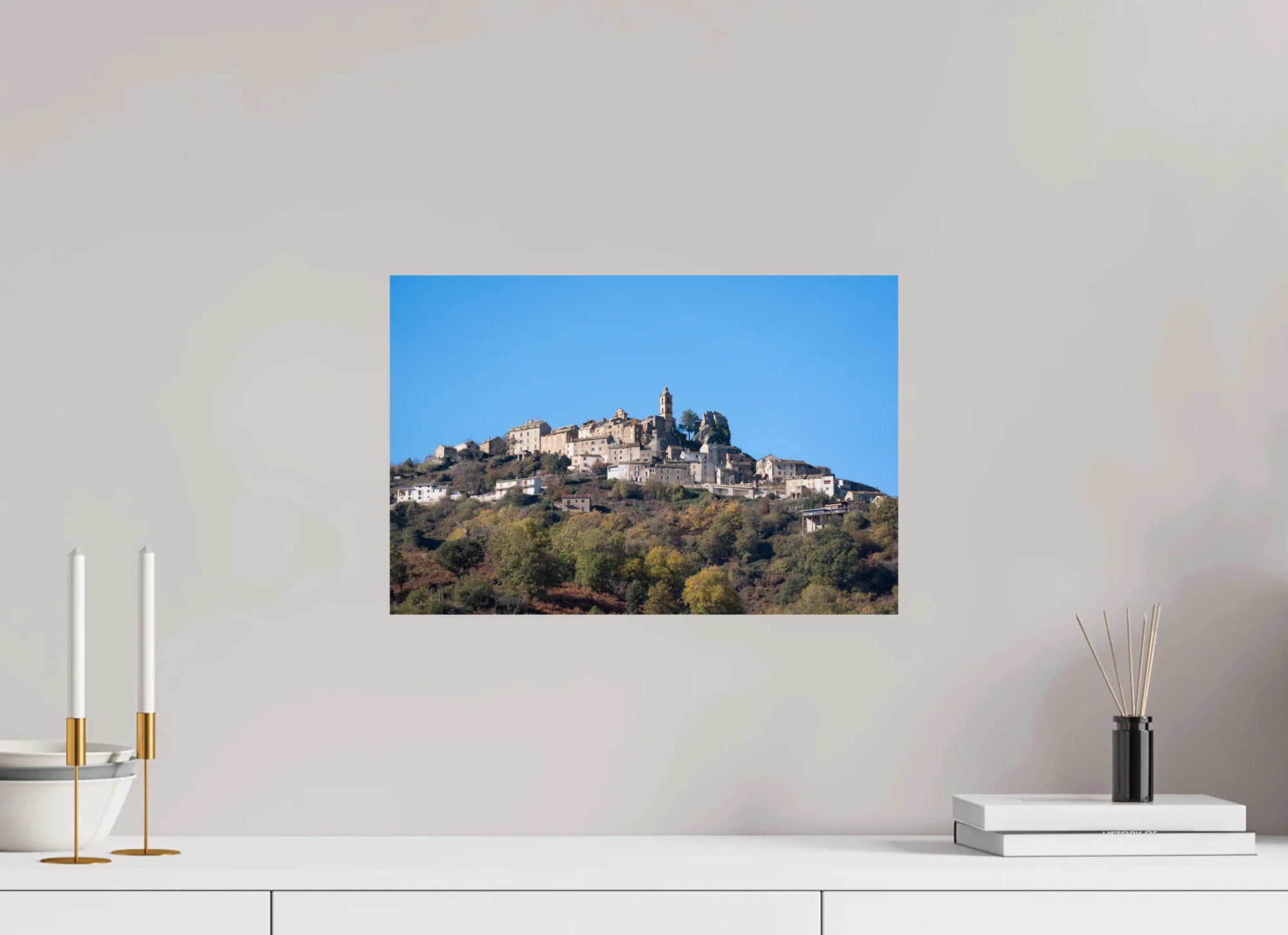 45 x 30 cm, Tirage photo sur Fuji Crystal DP Photo d’art du village de Loreto-di-Casinca (Corse) Ref.117