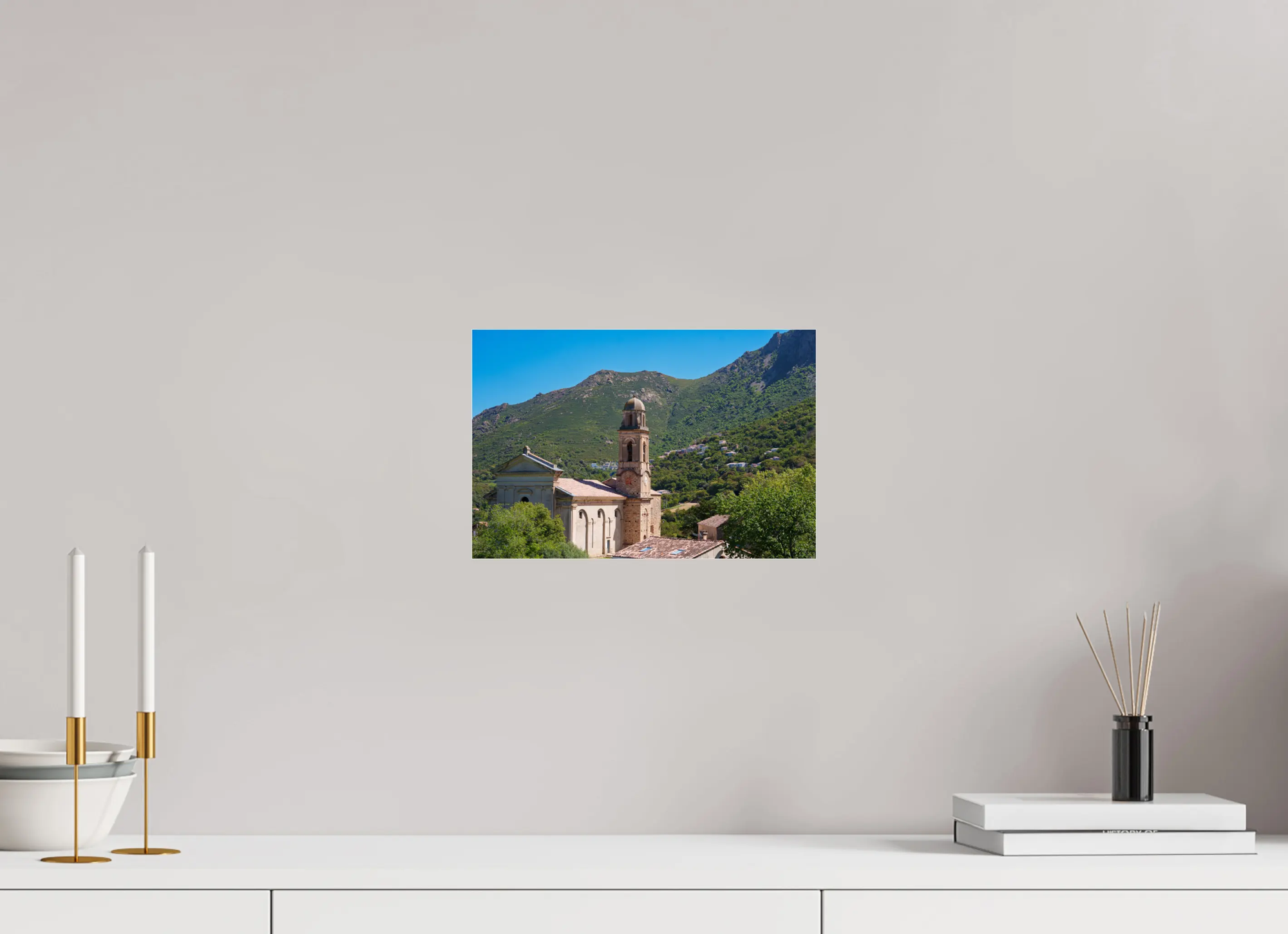 Photo d’Art de Feliceto en Corse – Église et Village Montagnard en HD | Décoration Murale Authentique Ref.28 corsevision