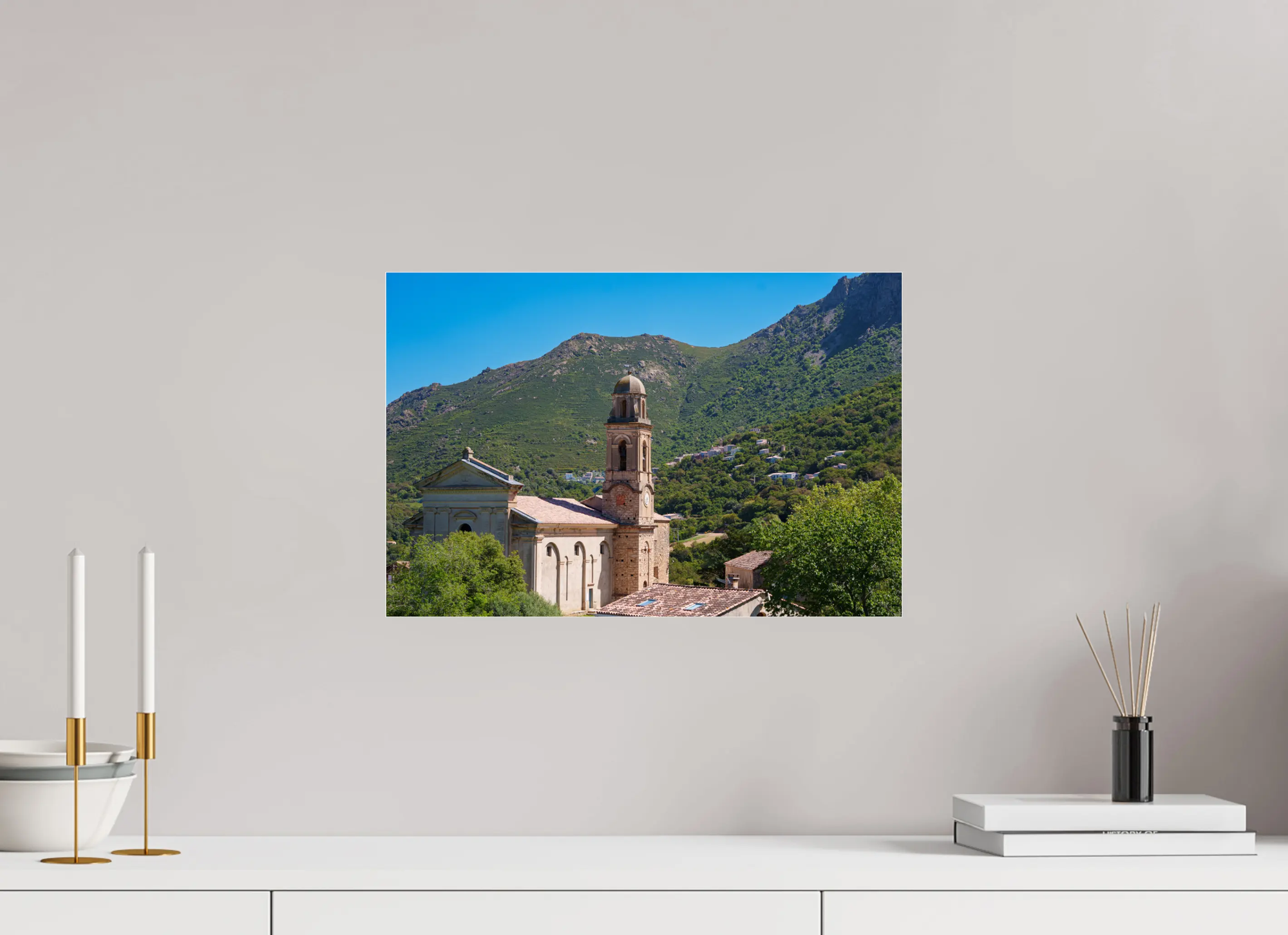 Photo d’Art de Feliceto en Corse – Église et Village Montagnard en HD | Décoration Murale Authentique Ref.28 corsevision