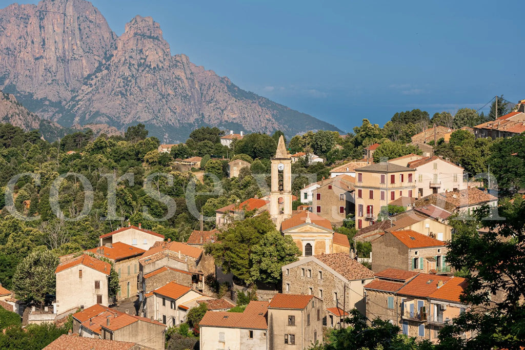 Evisa, joyau entre mer et montagne – Photo d’art (papier ou plexiglas) Ref.26 corsevision