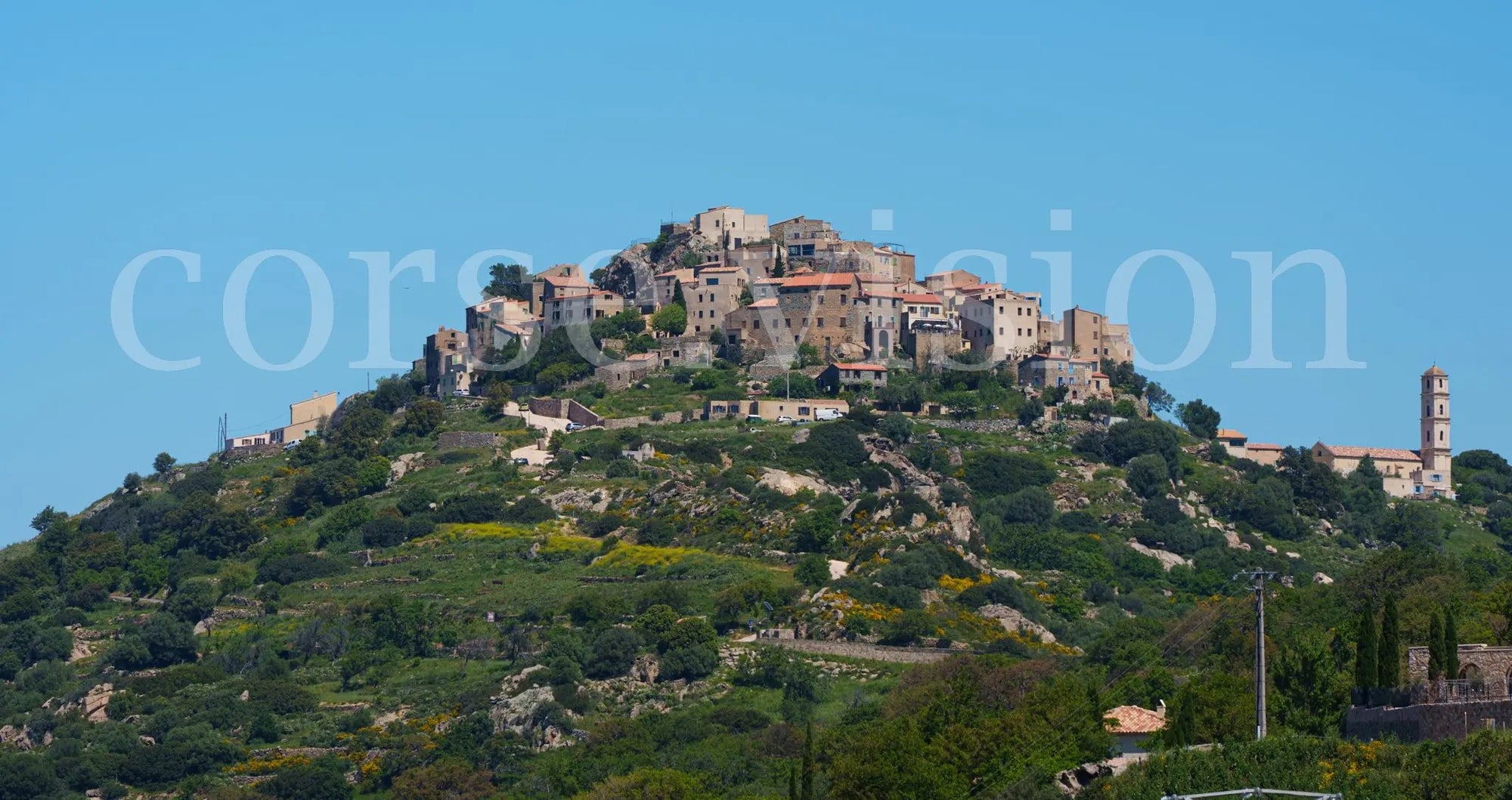 Sant’Antonino, village corse perché en Balagne – Photo d’art en format tirage papier ou plexiglas Ref.45 corsevision