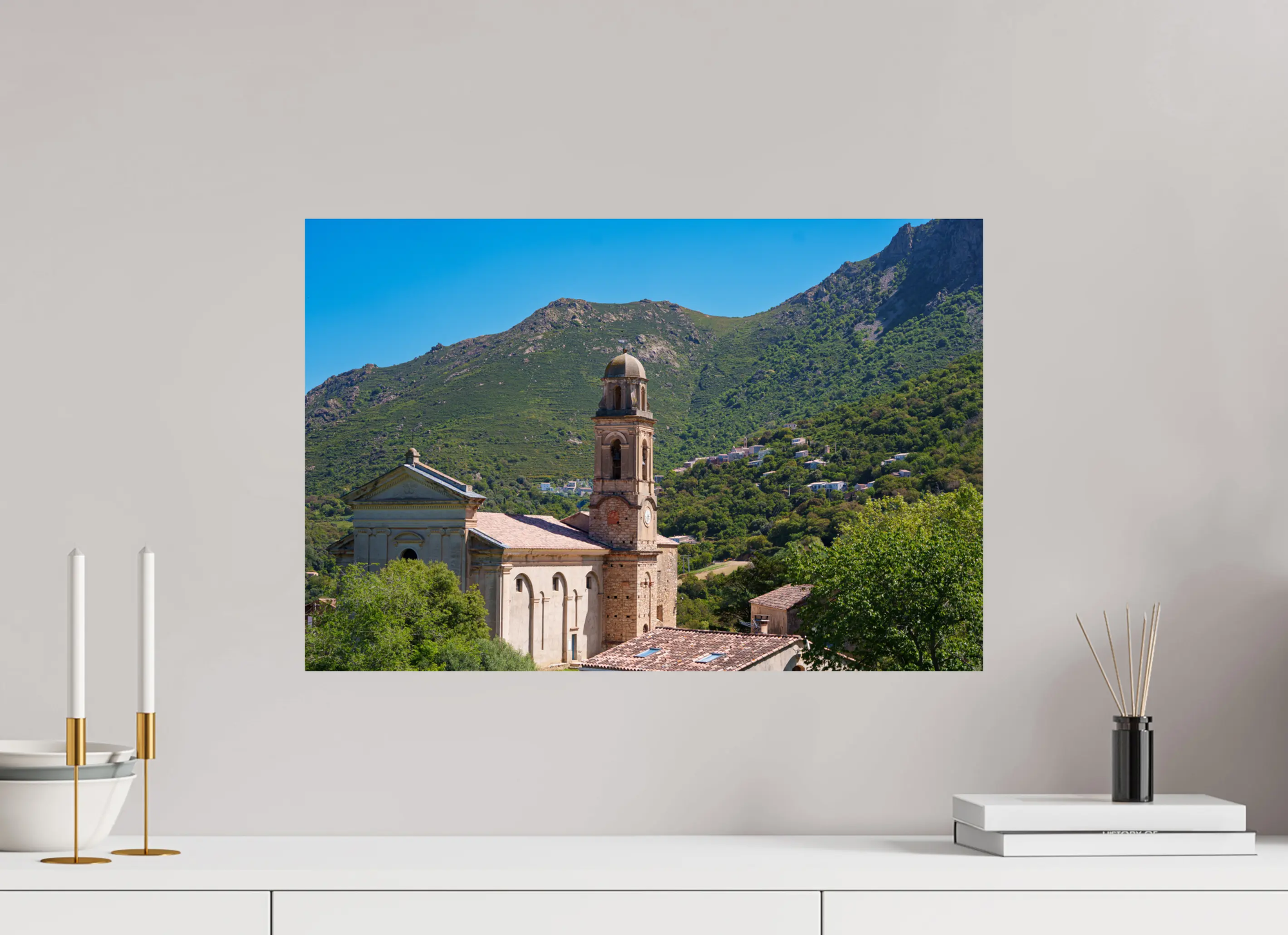 Photo d’Art de Feliceto en Corse – Église et Village Montagnard en HD | Décoration Murale Authentique Ref.28 corsevision