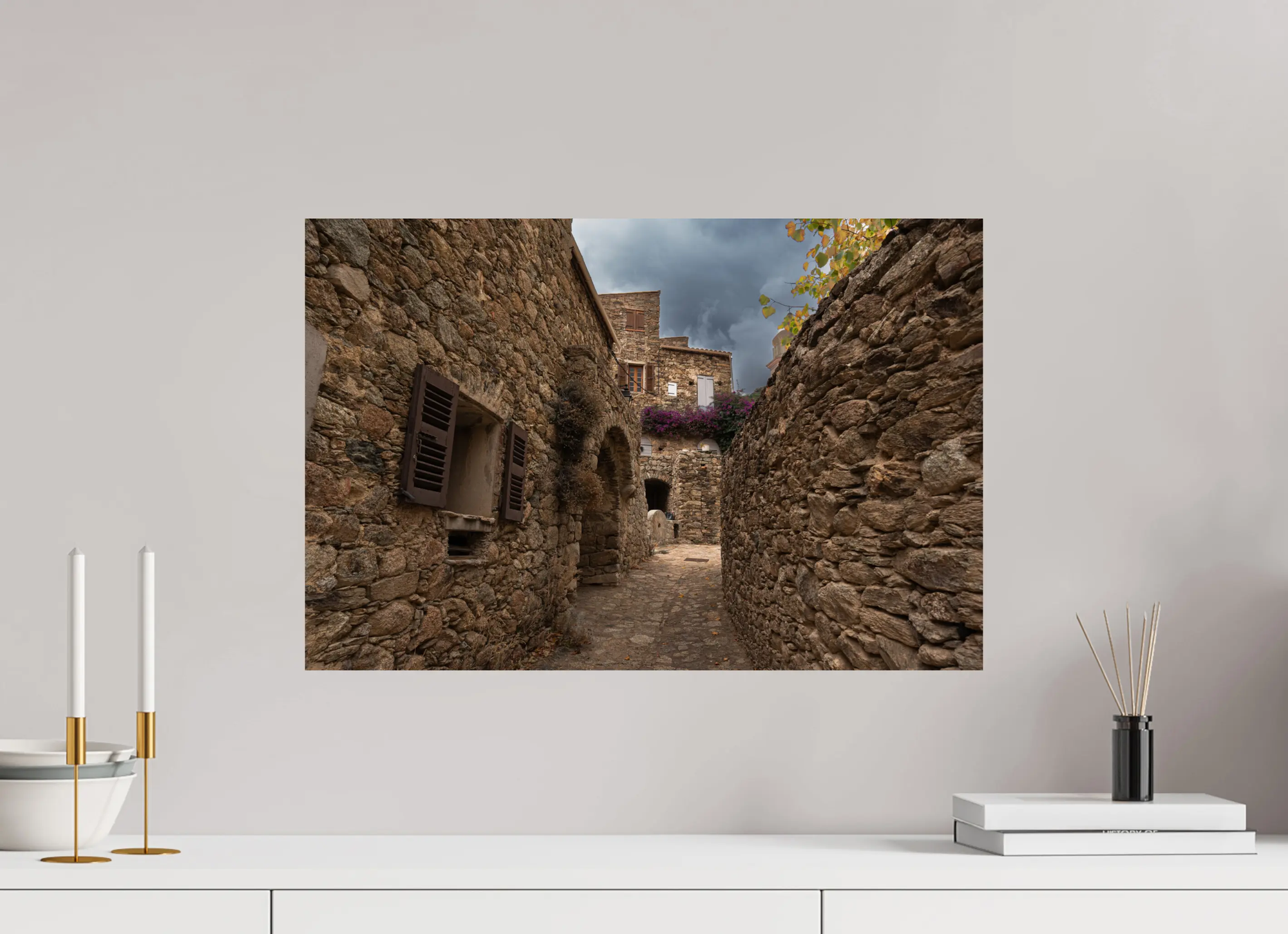 60 x 40 cm, Tirage photo sur Fuji Crystal DP Ruelle d’Urtaca – Photo d’art en Corse (Papier, plexi) Ref.107