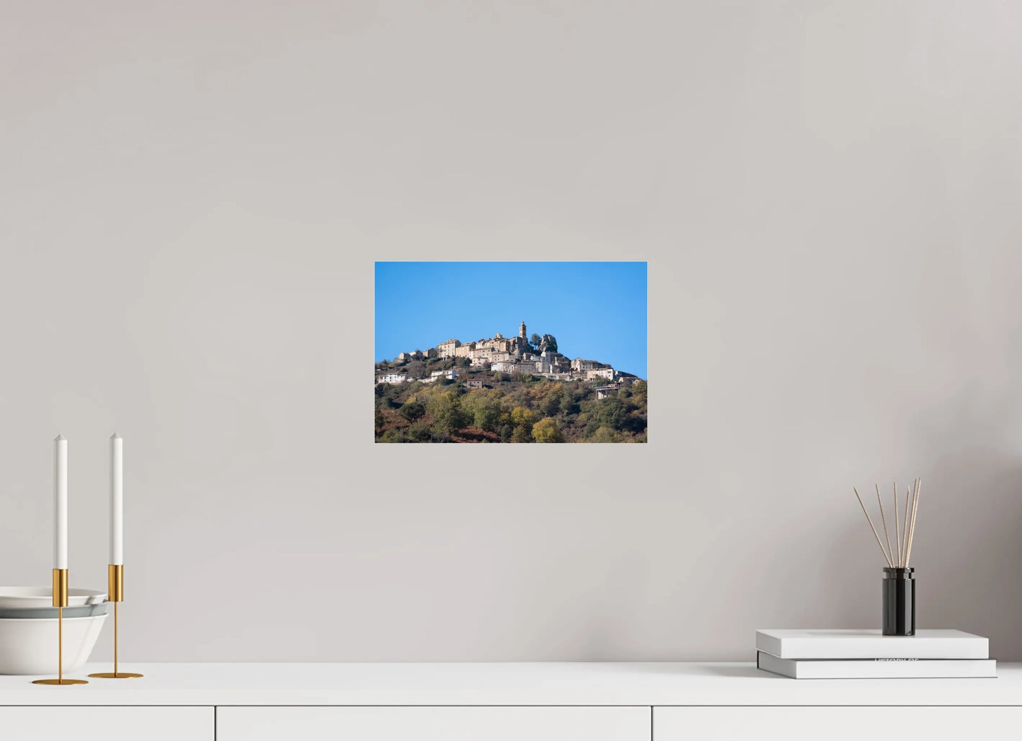 30 x 20 cm, Tirage Photo sur Plexi Photo d’art du village de Loreto-di-Casinca (Corse) Ref.117